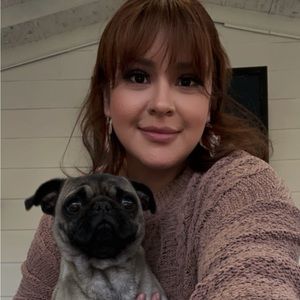 Meet your Posher, Beatriz